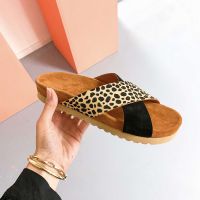 slippers Sitges cheeta black/cognac